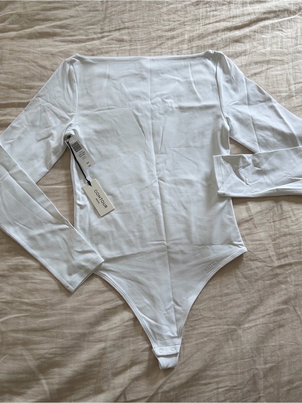 NWT Aritzia Contour Whitney White Long-Sleeve Bodysuit